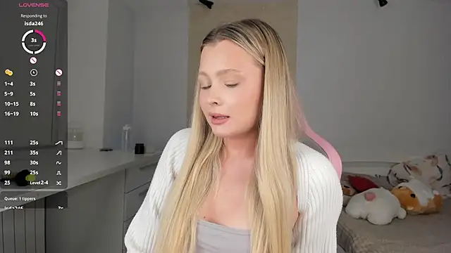 Snapshot of elly_aryxd chatting on November 8, 5:56 pm elly aryxd online show from November 8, 5:56 pm