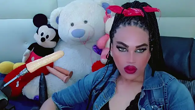 NharaBigCock online show from November 26, 6:20 pm