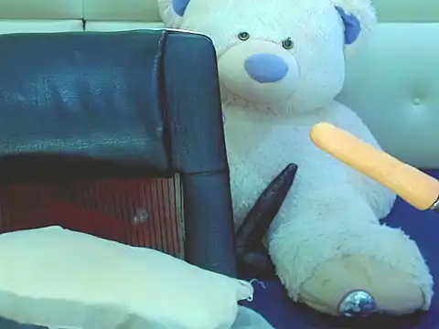 NharaBigCock online show from February 3, 7:41 pm