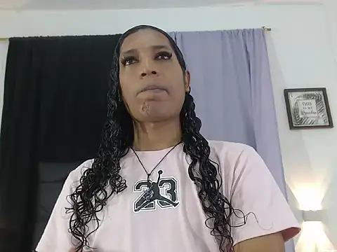 MiaCoock online show from November 10, 1:10 pm