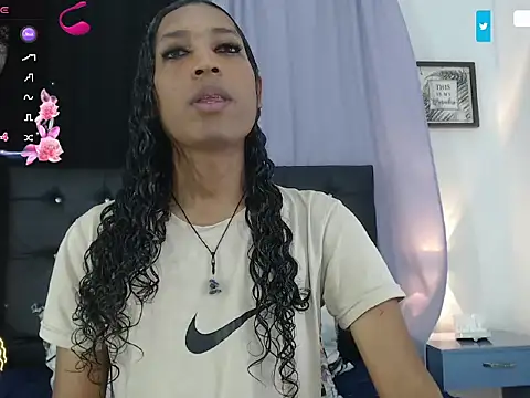 MiaCoock online show from November 27, 12:40 pm