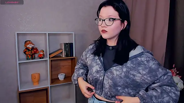 Snapshot of TishaFlaharty chatting on November 5, 1:33 pm TishaFlaharty online show from November 5, 1:33 pm