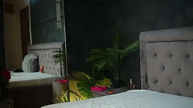 CelineHeaven online show from March 18, 8:01 pm