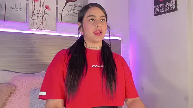 Snapshot of Taylor_walton chatting on February 19, 12:12 pm Taylor walton online show from February 19, 12:12 pm