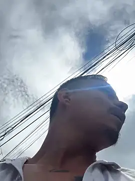 Snapshot of RaySullivan chatting on November 16, 4:34 pm RaySullivan online show from November 16, 4:34 pm