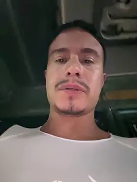 Snapshot of RaySullivan chatting on November 25, 11:49 pm RaySullivan online show from November 25, 11:49 pm