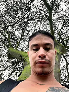 Snapshot of RaySullivan chatting on November 28, 4:53 pm RaySullivan online show from November 28, 4:53 pm