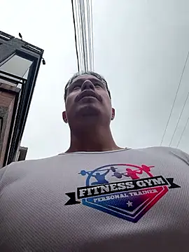 Snapshot of RaySullivan chatting on January 6, 4:54 pm RaySullivan online show from January 6, 4:54 pm