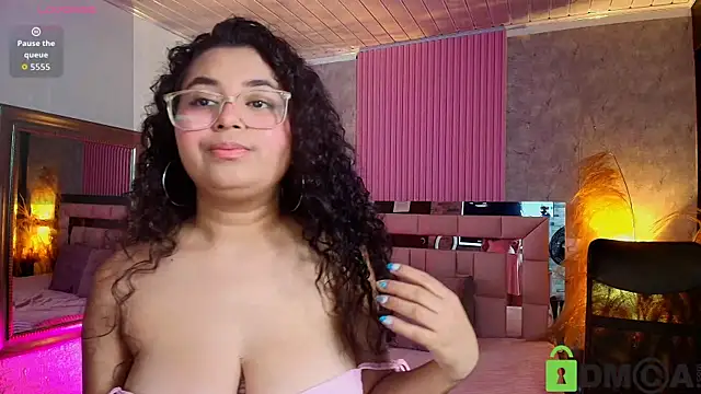 griselle rousse online show from March 26, 8:03 pm