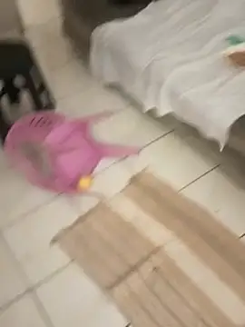  - - putinha online show from November 5, 11:10 am