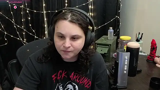 Salacious Sage online show from April 12, 8:36 pm