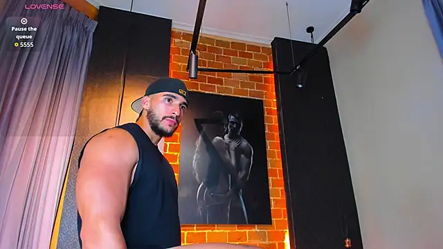 Scottfishcer1 online show from January 10, 7:26 pm