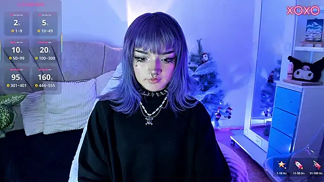 Snapshot of ravencollen chatting on December 3, 9:13 pm ravencollen online show from December 3, 9:13 pm