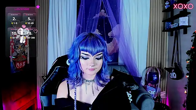 Snapshot of ravencollen chatting on July 8, 2:16 am ravencollen online show from July 8, 2:16 am