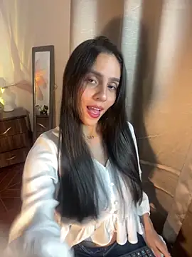 alisaa jhons1 online show from April 22, 2:14 am