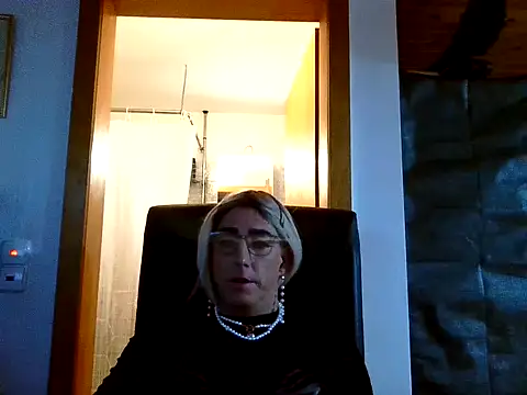 AgnesCross39 online show from November 14, 8:02 am