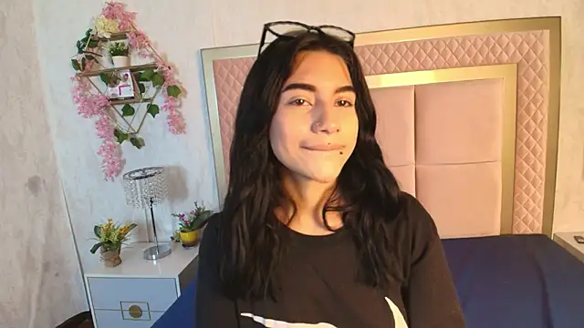 Madhison 5 online show from February 18, 12:34 pm