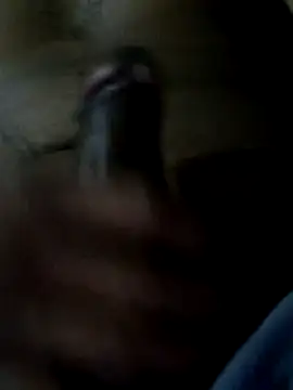 Alvaroz1992 online show from April 18, 1:20 am