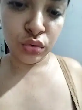 Snapshot of 69Antonella02 chatting on November 6, 8:43 pm 69Antonella02 online show from November 6, 8:43 pm