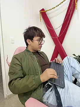 benjiDom online show from November 10, 12:26 pm