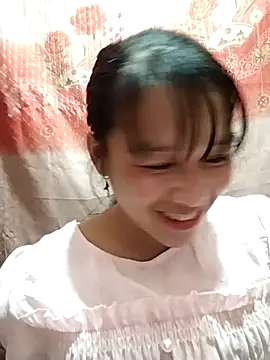 Snapshot of bupbe-baby chatting on November 8, 1:55 pm bupbe-baby online show from November 8, 1:55 pm