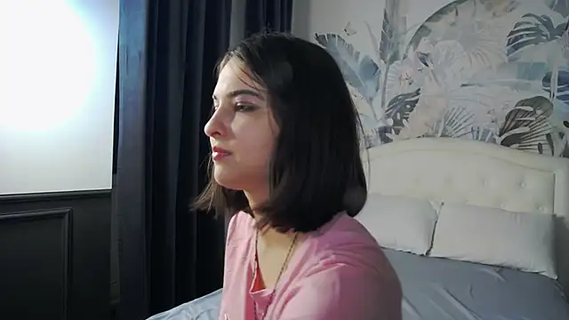 Snapshot of Ruby_de_Cherry chatting on November 6, 8:04 am Ruby de Cherry online show from November 6, 8:04 am