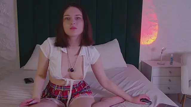 Ruby de Cherry online show from April 18, 12:20 pm
