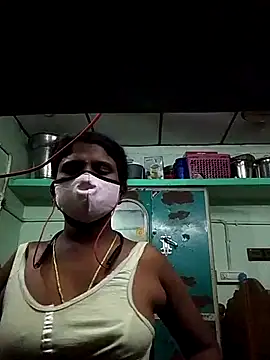 Snapshot of Couple1114 chatting on November 13, 4:28 pm Couple1114 online show from November 13, 4:28 pm