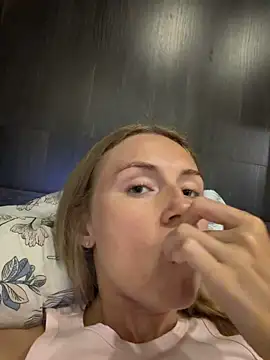 olliebells online show from June 7, 6:55 pm