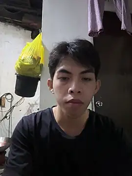 Urhotsilverboy online show from March 20, 7:19 pm