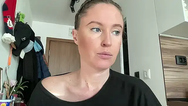 Ameli8 online show from December 15, 8:18 am