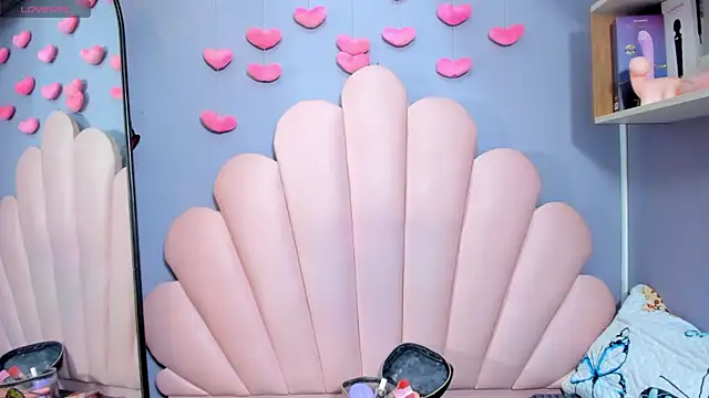 luci miller online show from February 20, 3:14 am