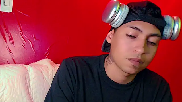 LPYsami773 online show from November 8, 1:22 pm