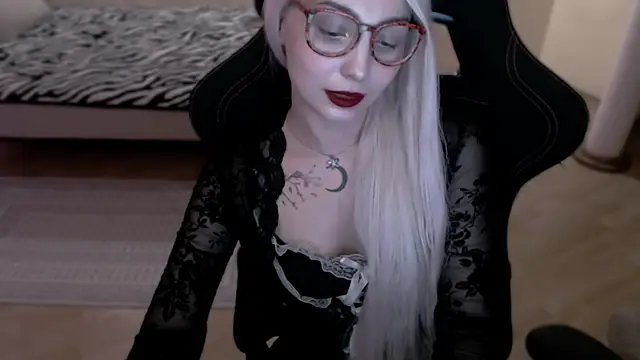 Snapshot of fromsun_forsoul777 chatting on June 26, 10:25 pm fromsun forsoul777 online show from June 26, 10:25 pm