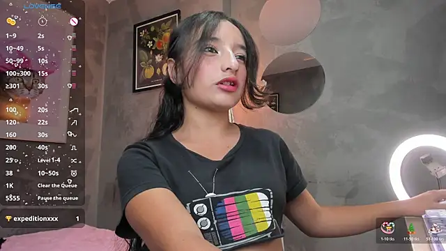 Chobbyjonexs online show from December 16, 3:44 am