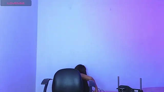 lau rl online show from November 23, 3:17 am