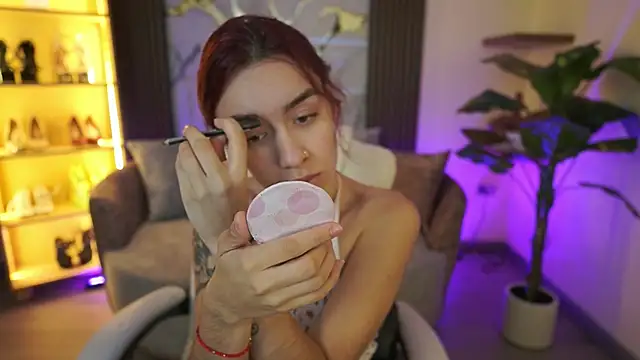 TessaaFox online show from February 7, 11:47 am