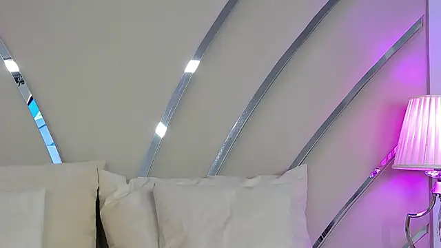 IvyNox online show from December 1, 6:46 pm