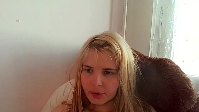 HornyElena online show from March 4, 4:13 pm