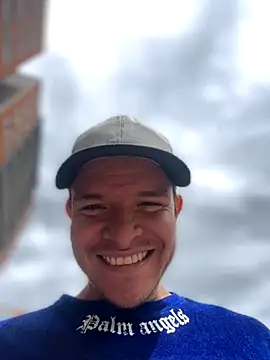 Snapshot of Nick_juniorrx chatting on November 10, 3:00 pm Nick juniorrx online show from November 10, 3:00 pm