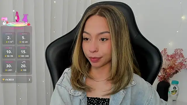 LuluuBerry online show from January 12, 8:47 pm