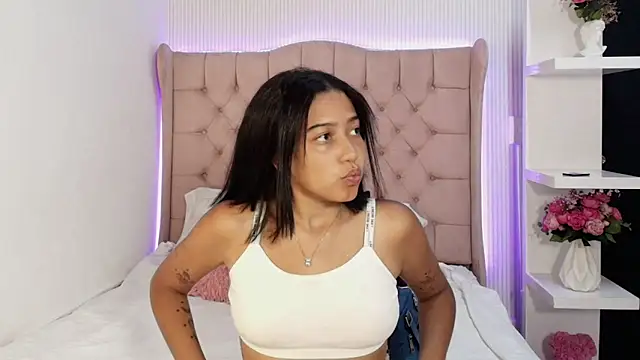 cheerry moon online show from November 18, 9:08 pm