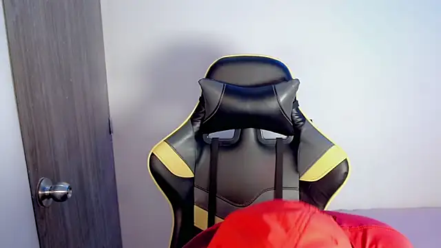 Tatann 18 online show from November 6, 7:15 pm