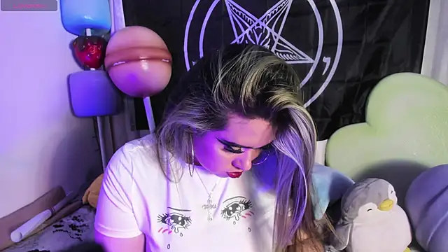 Lilith Zenith  online show from February 14, 4:20 am