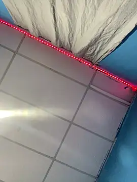 Snapshot of Chiquinquira3 chatting on February 9, 6:28 am Chiquinquira3 online show from February 9, 6:28 am