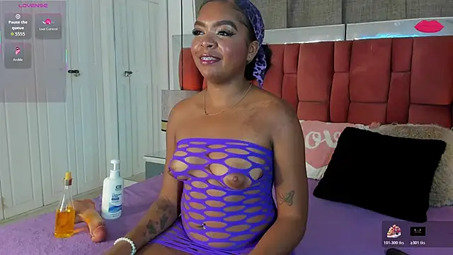 RubyCrox online show from April 22, 3:42 am