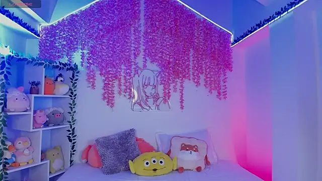  hanna sky online show from December 3, 6:06 pm