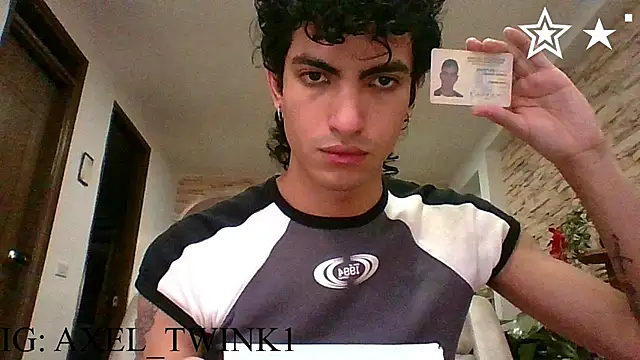 Snapshot of axel_love13 chatting on February 26, 9:14 pm axel love13 online show from February 26, 9:14 pm