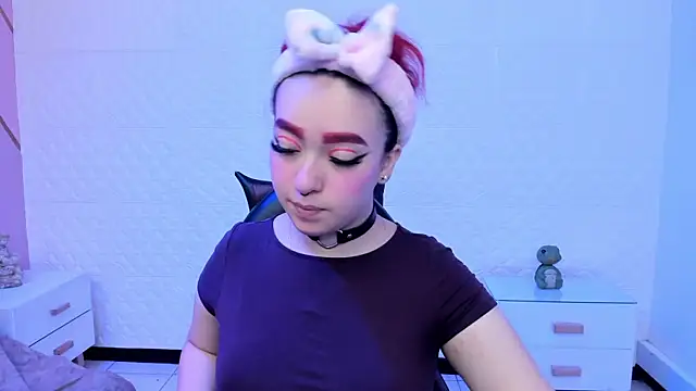 Dakkotta   online show from November 12, 2:28 pm