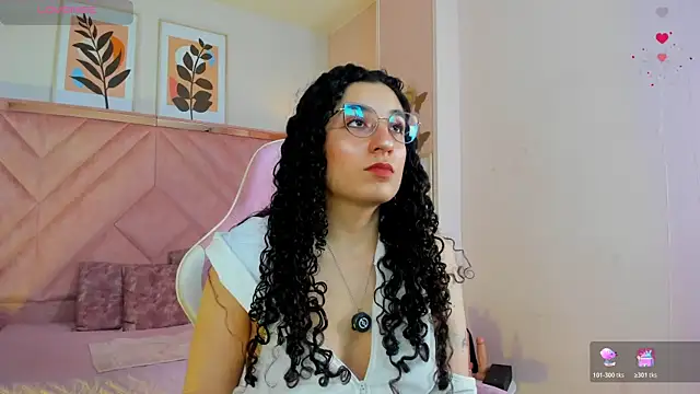 Snapshot of DemiJones_ chatting on February 25, 4:22 am DemiJones online show from February 25, 4:22 am